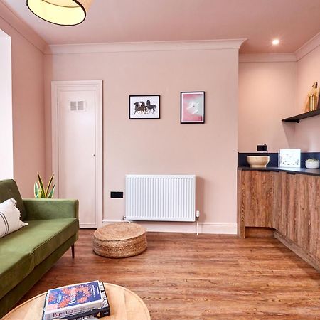 Settle In Winchester - Stylish Self Check-In Rooms Ngoại thất bức ảnh