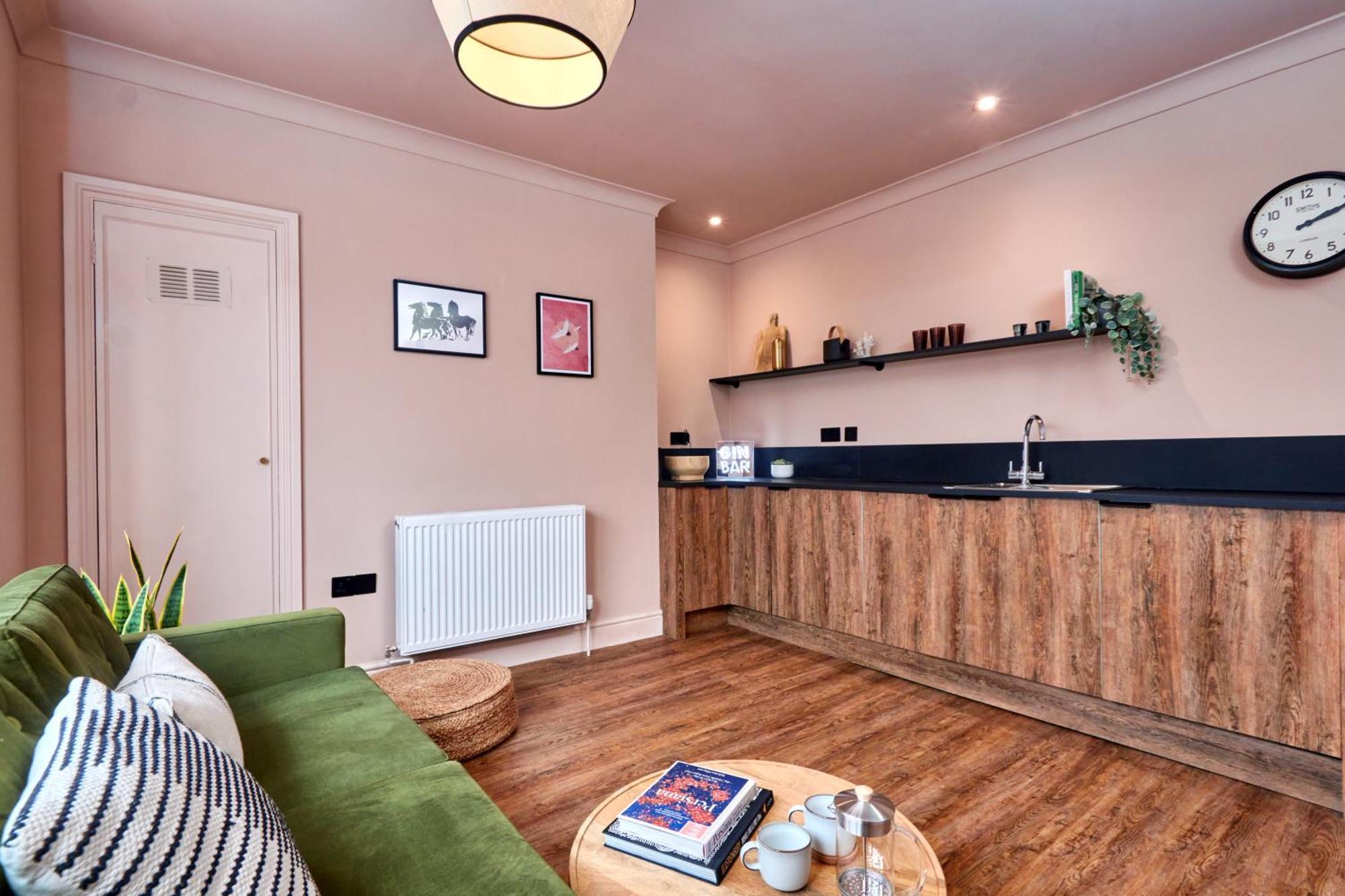Settle In Winchester - Stylish Self Check-In Rooms Ngoại thất bức ảnh