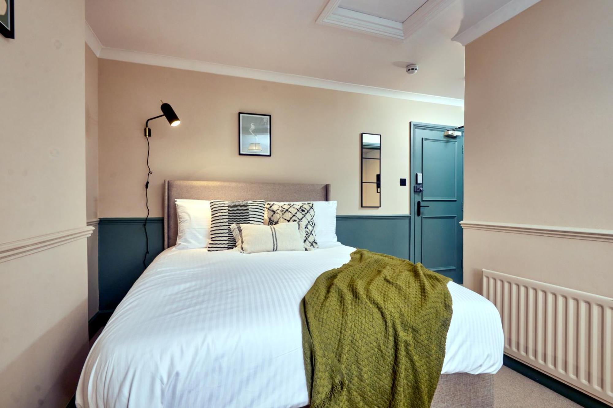 Settle In Winchester - Stylish Self Check-In Rooms Ngoại thất bức ảnh