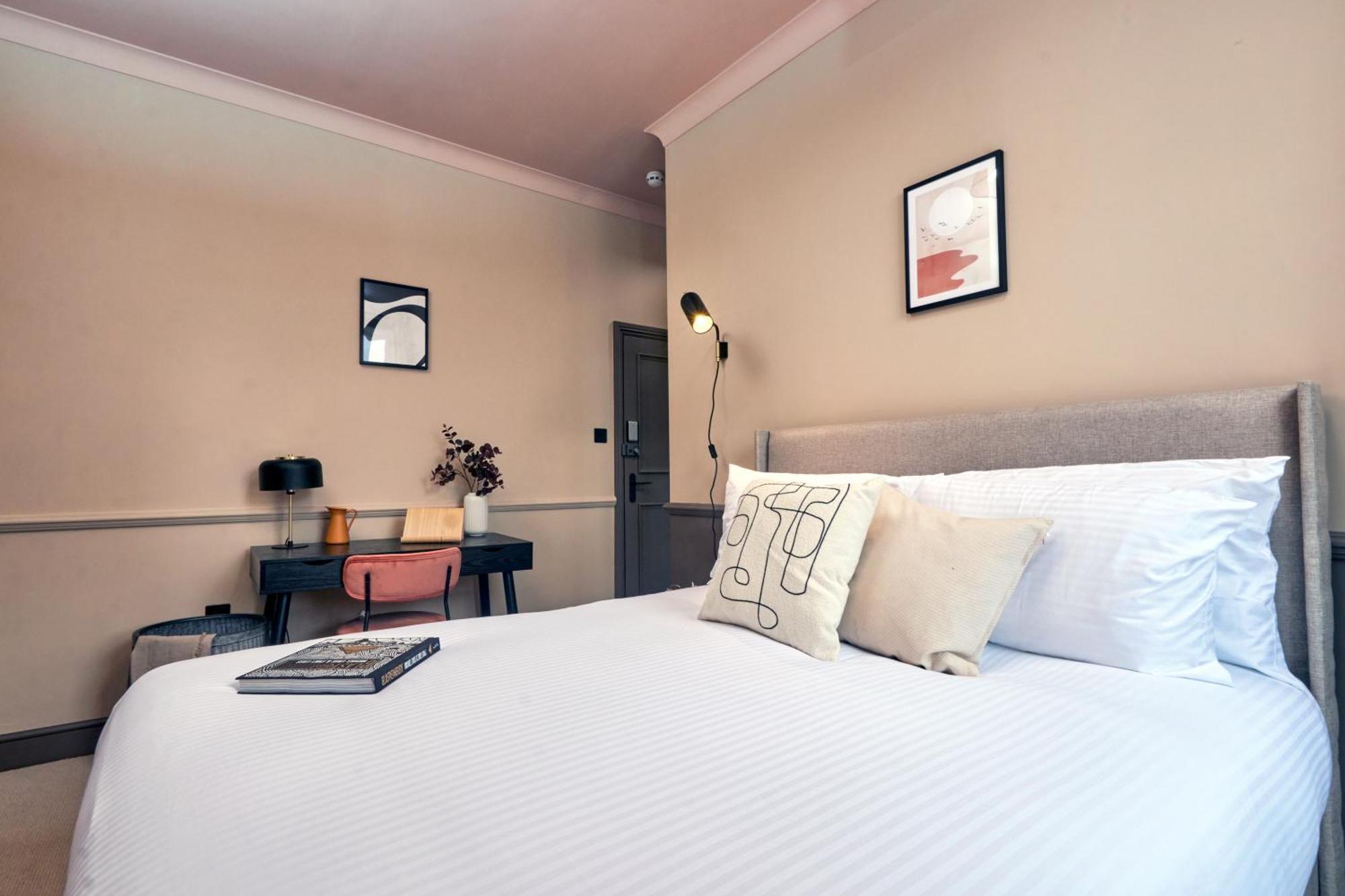 Settle In Winchester - Stylish Self Check-In Rooms Ngoại thất bức ảnh