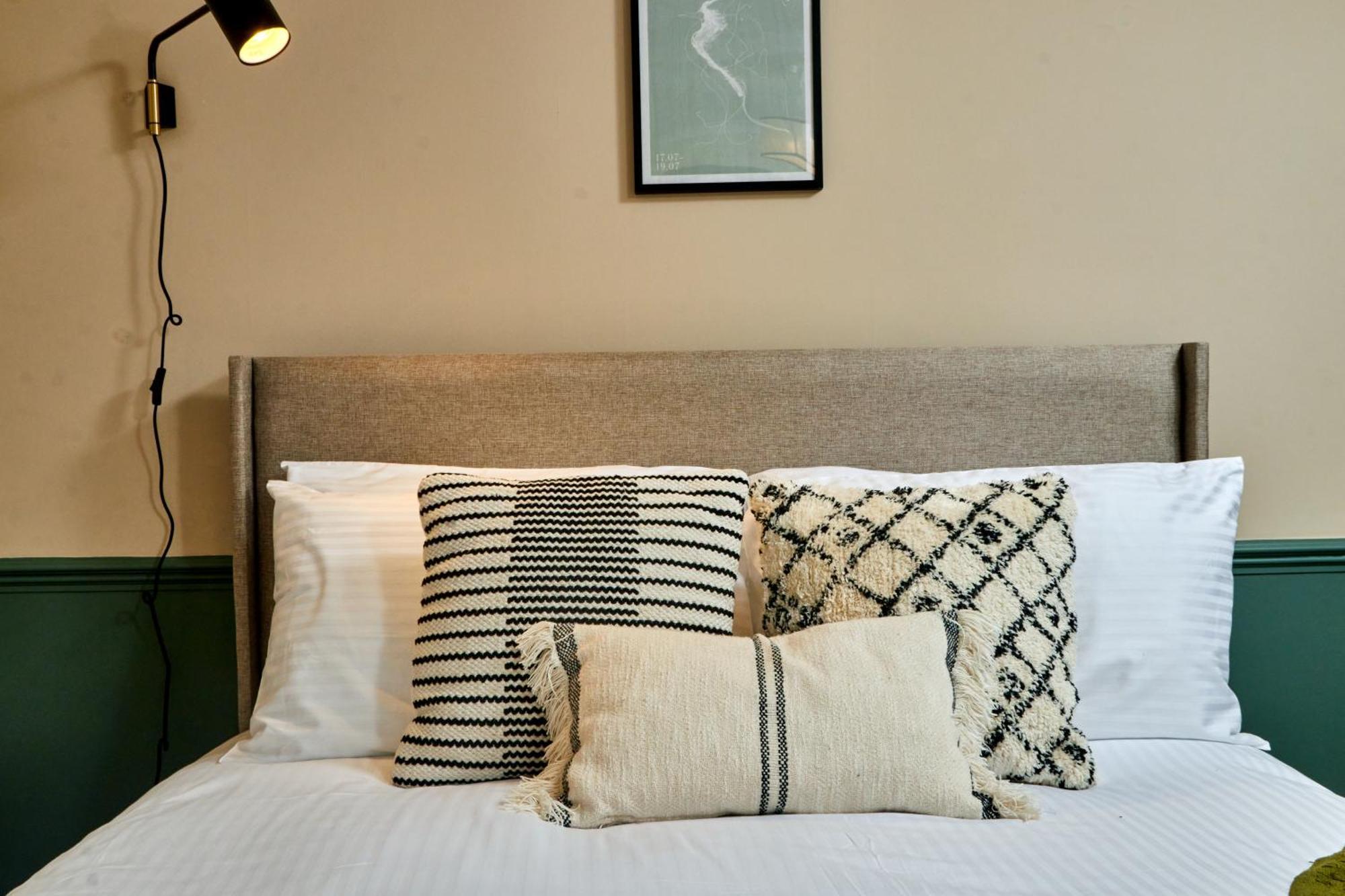 Settle In Winchester - Stylish Self Check-In Rooms Ngoại thất bức ảnh