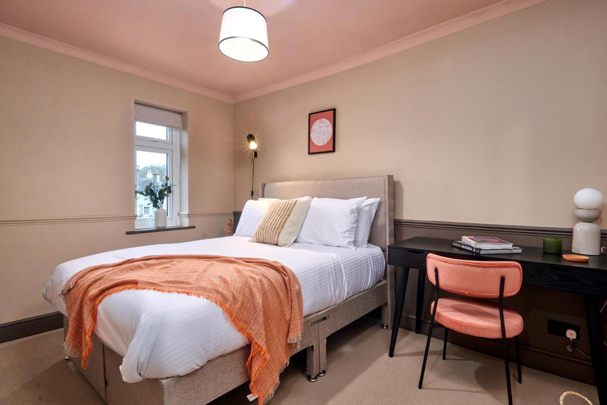 Settle In Winchester - Stylish Self Check-In Rooms Ngoại thất bức ảnh