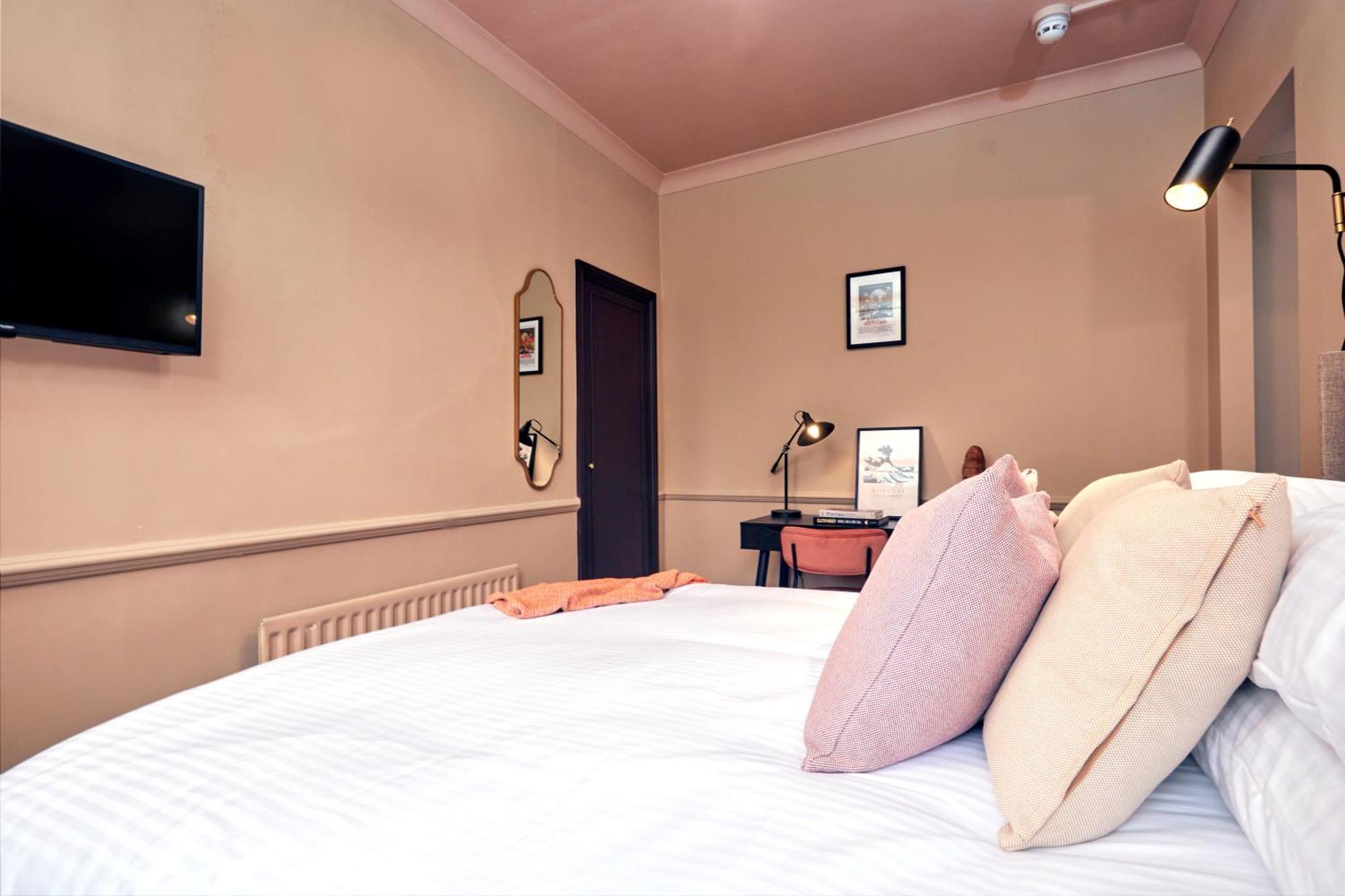 Settle In Winchester - Stylish Self Check-In Rooms Ngoại thất bức ảnh