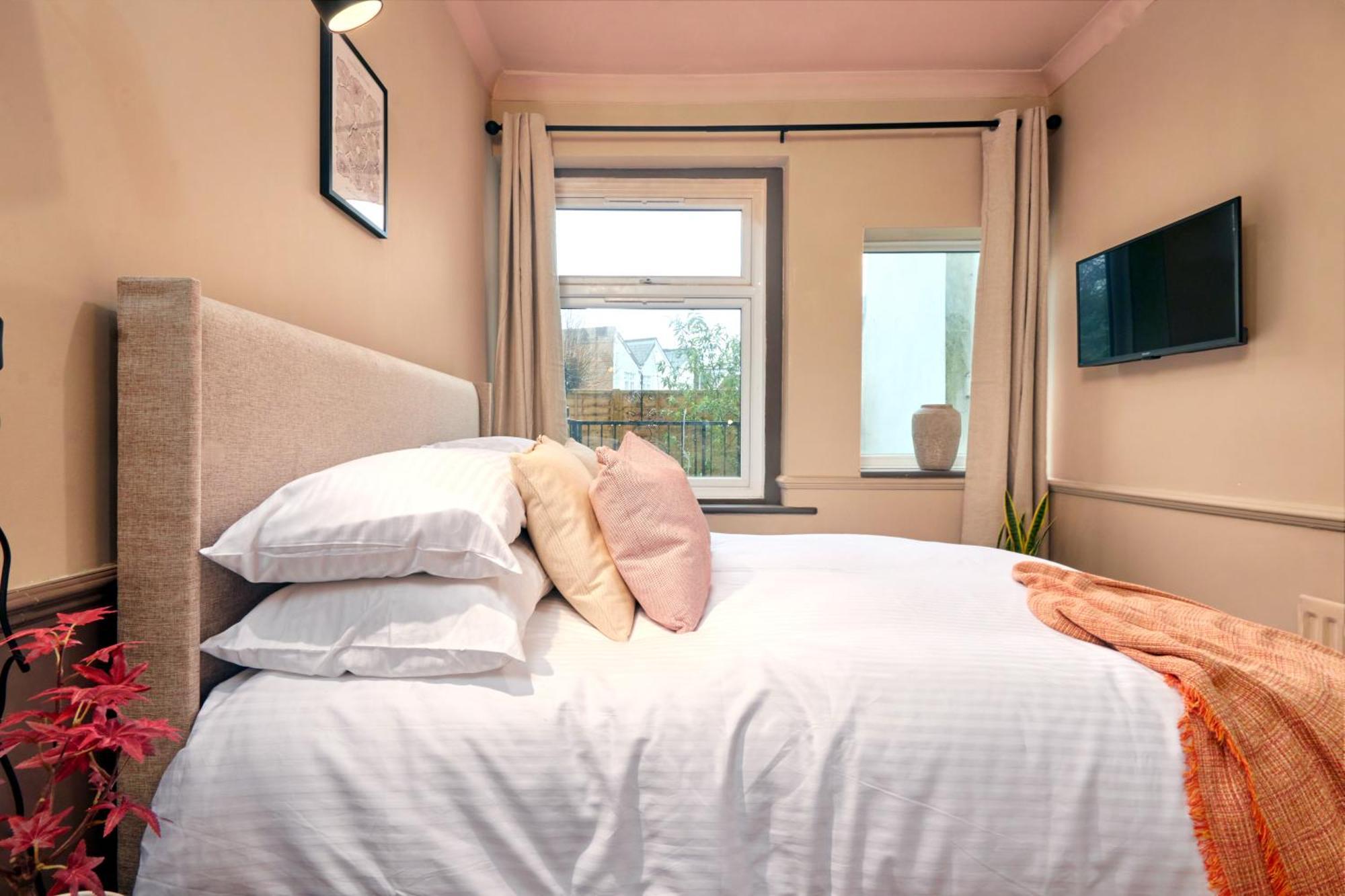 Settle In Winchester - Stylish Self Check-In Rooms Ngoại thất bức ảnh