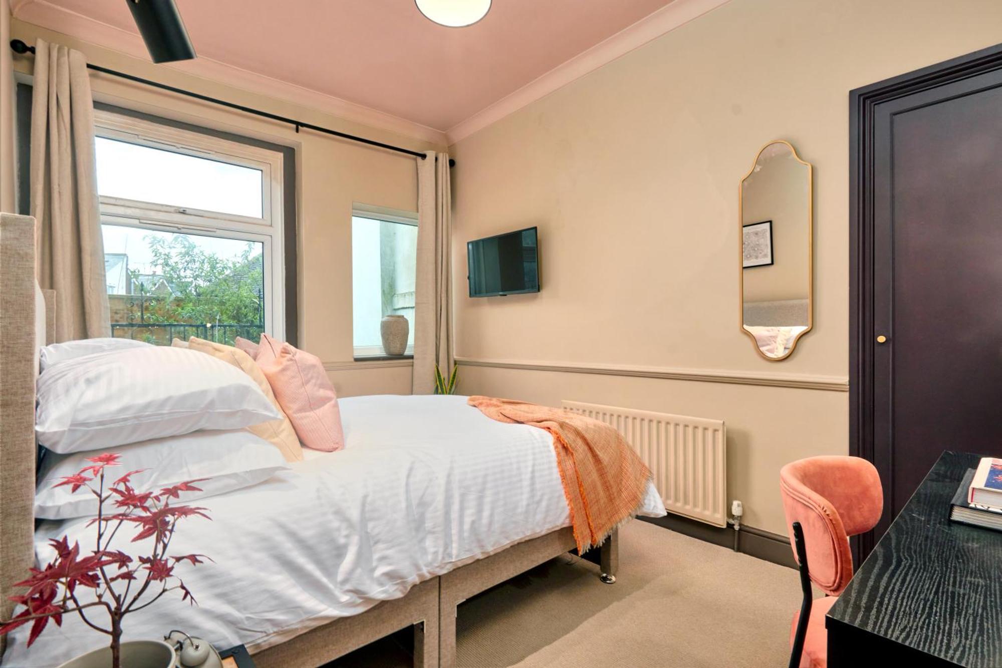 Settle In Winchester - Stylish Self Check-In Rooms Ngoại thất bức ảnh